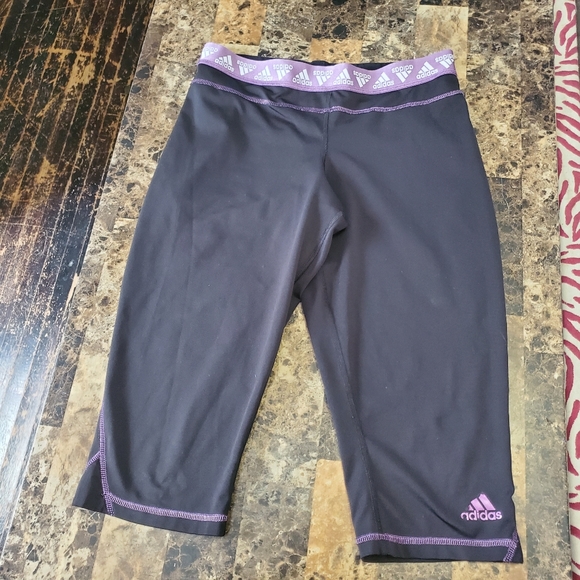 Adidas - Picture 1 of 2